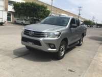 Toyota Hilux 2019 4p Doble Cabina Base L4/2.7 Man  2019 Toyota Hilux Venta Exteriores 1