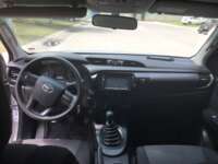 Toyota Hilux 2019 4p Doble Cabina Base L4/2.7 Man  2019 Toyota Hilux Venta Interiores 1
