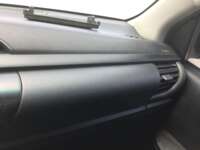 Toyota Hilux 2019 4p Doble Cabina Base L4/2.7 Man  2019 Toyota Hilux Venta Interiores 7