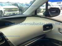 Toyota Prius 2017  2017 Toyota Prius Ingreso Interiores 18