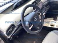 Toyota Prius 2017  2017 Toyota Prius Ingreso Interiores 2