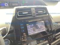 Toyota Prius 2017  2017 Toyota Prius Ingreso Interiores 8