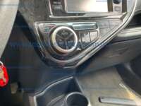 Toyota Prius 2018  2018 Toyota Prius Ingreso Interiores 11