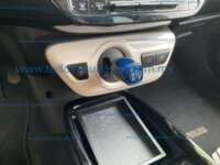 Toyota Prius 2017  2017 Toyota Prius Ingreso Interiores 13