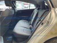 Toyota Prius 2017  2017 Toyota Prius Ingreso Interiores 18