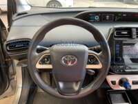 Toyota Prius 2017  2017 Toyota Prius Ingreso Interiores 2