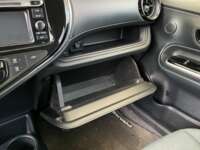 Toyota Prius 2018 5p C Híbrido L4/1.5 Aut 2018 Toyota Prius Venta Interiores 19
