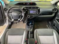 Toyota Prius 2018 5p C Híbrido L4/1.5 Aut 2018 Toyota Prius Venta Interiores 4