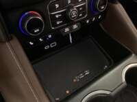 Chevrolet Suburban 2024  IMG_7639
