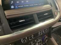Chevrolet Suburban 2024  IMG_7637