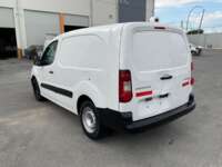 Peugeot Partner 2019 5p L4/1.6/T Diesel Man       2019 Peugeot Partner Venta Exteriores 7
