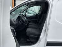 Peugeot Partner 2019 5p L4/1.6/T Diesel Man       2019 Peugeot Partner Venta Interiores 12