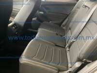 Volkswagen Tiguan 2023 5p R-Line L4/2.0/T DSG 2023 Volkswagen Tiguan Ingreso Interiores 19