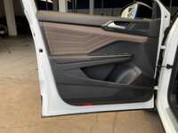 Volkswagen Taos 2024 5p Highline L4/1.4/T Tiptronic 2024 Volkswagen Taos Venta Interiores 20