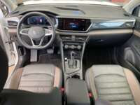 Volkswagen Taos 2024 5p Highline L4/1.4/T Tiptronic 2024 Volkswagen Taos Venta Interiores 4
