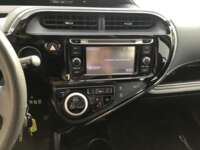 Toyota Prius 2018 5p C Híbrido L4/1.5 Aut 2018 Toyota Prius Venta Interiores 3