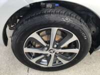 Toyota Prius 2018 5p C Híbrido L4/1.5 Aut 2018 Toyota Prius Venta Llantas 4