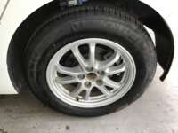 Toyota Prius 2017 5p Base Híbrido L4/1.8 Aut  2017 Toyota Prius Venta Llantas 7
