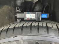 Toyota Prius 2017 5p Base Híbrido L4/1.8 Aut  2017 Toyota Prius Venta Llantas 9