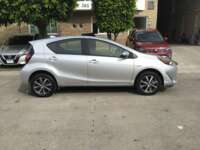 Toyota Prius 2019 5p C Hibrido L4/1.5/Aut 2019 Toyota Prius Venta Exteriores 4