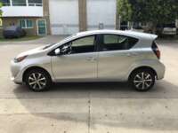 Toyota Prius 2019 5p C Hibrido L4/1.5/Aut 2019 Toyota Prius Venta Exteriores 8