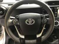 Toyota Prius 2019 5p C Hibrido L4/1.5/Aut 2019 Toyota Prius Venta Interiores 9
