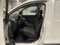 Renault Kangoo 2022 5p Intens L4/1.6 Man 2022 Renault Kangoo Venta Interiores 13