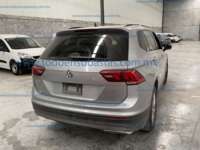 Volkswagen Tiguan 2021 5p Comfortline L4/1.4/T DSG Piel 2021 Volkswagen Tiguan Ingreso Exteriores 5