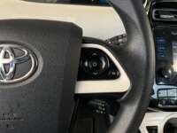 Toyota Prius 2017 5p Base Hibrido L4/1.8 Aut 2017 Toyota Prius Venta Interiores 7