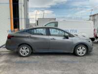 Nissan Versa 2020 4p Sense L4/1.6 Man IMG_2793