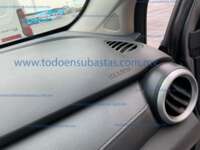 Nissan Versa 2020 4p Sense L4/1.6 Man IMG_2816