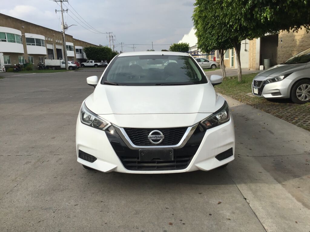 Nissan Versa 2021 4p Sense L4/1.6 Man 2021 Nissan Versa Venta Exteriores 2