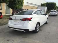 Nissan Versa 2021 4p Sense L4/1.6 Man 2021 Nissan Versa Venta Exteriores 5