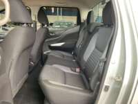 Nissan NP300 Frontier 2021 4p Platinum LE L4/2.5 Aut 2021 Nissan NP300 Frontier Venta Interiores 21