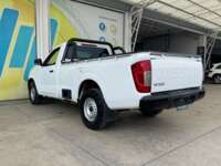 Nissan NP300 Pick Up 2019 2p L4/2.4 Man A/A 2019 Nissan NP300 Pick Up Venta Exteriores 7