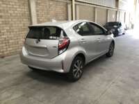 Toyota Prius 2019 5p C Hibrido L4/1.5/Aut 2019 Toyota Prius Venta Exteriores 5