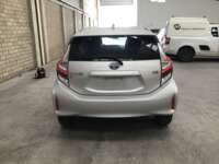 Toyota Prius 2019 5p C Hibrido L4/1.5/Aut 2019 Toyota Prius Venta Exteriores 6