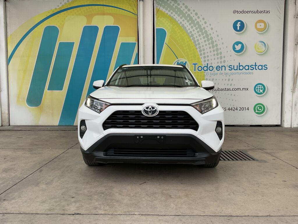 Toyota RAV4 2020 5p 2.5 XLE AWD AT 2020 Toyota RAV4 Venta Exteriores 2