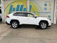 Toyota RAV4 2020 5p 2.5 XLE AWD AT 2020 Toyota RAV4 Venta Exteriores 4