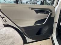 Toyota RAV4 2020 5p 2.5 XLE AWD AT 2020 Toyota RAV4 Venta Interiores 19