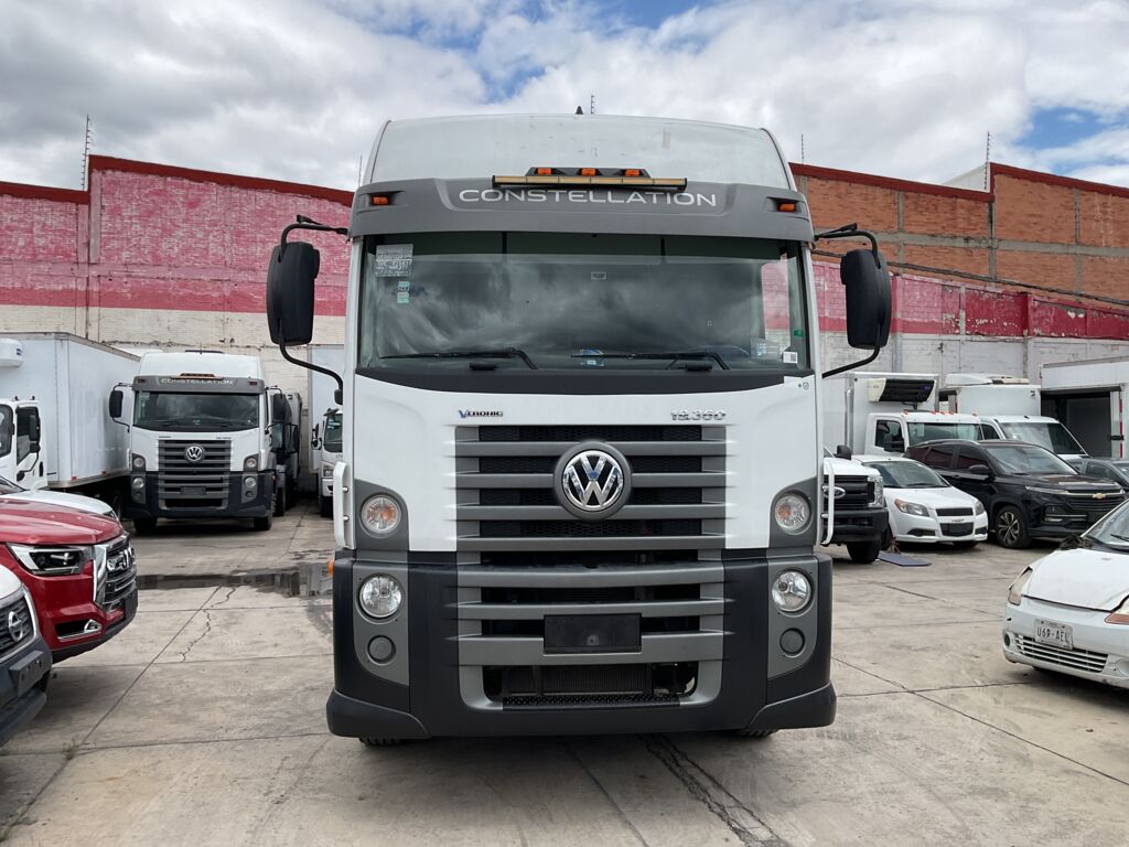Volkswagen 19.360 2025 2p Constellation Cumins ISL 8.9 Aut 2025 Volkswagen 19.360 Venta Exteriores 2