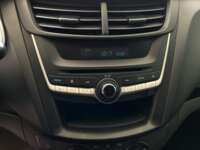 Chevrolet Aveo 2020 4p LS L4/1.5 Man  2020 Chevrolet Aveo Venta Interiores 6