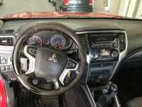 Mitsubishi L200 2021 4p Doble L4/2.5/T Diesel Man 4x4 2021 Mitsubishi L200 Venta Interiores 1