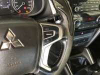 Mitsubishi L200 2021 4p Doble L4/2.5/T Diesel Man 4x4 2021 Mitsubishi L200 Venta Interiores 7