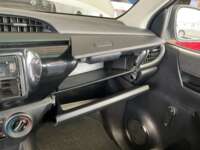 Toyota Hilux 2019 2p Cabina Sencilla L4/2.7 Man 2019 Toyota Hilux Venta Interiores 12