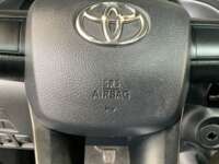 Toyota Hilux 2019 2p Cabina Sencilla L4/2.7 Man 2019 Toyota Hilux Venta Interiores 10