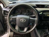Toyota Hilux 2019 2p Cabina Sencilla L4/2.7 Man 2019 Toyota Hilux Venta Interiores 1