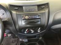 Nissan NP300 Pick Up 2019 2p L4/2.4 Man A/C 2019 Nissan NP300 Pick Up Venta Interiores 3