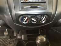 Nissan NP300 Pick Up 2019 2p L4/2.4 Man A/C 2019 Nissan NP300 Pick Up Venta Interiores 4