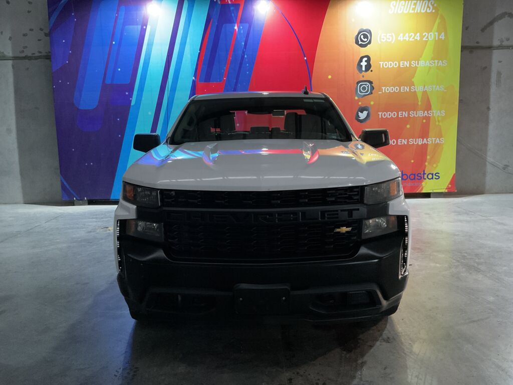 Chevrolet Silverado 2020 4p WT Doble Cabina 4x4 V6/4.3 Aut   2020 Chevrolet Silverado Venta Exteriores 2